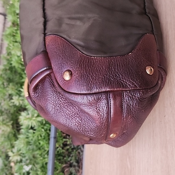 Prada Milano Green Nylon and Brown Leather Hobo Shoulder Bag with Gold hardware - Picture 11 of 16